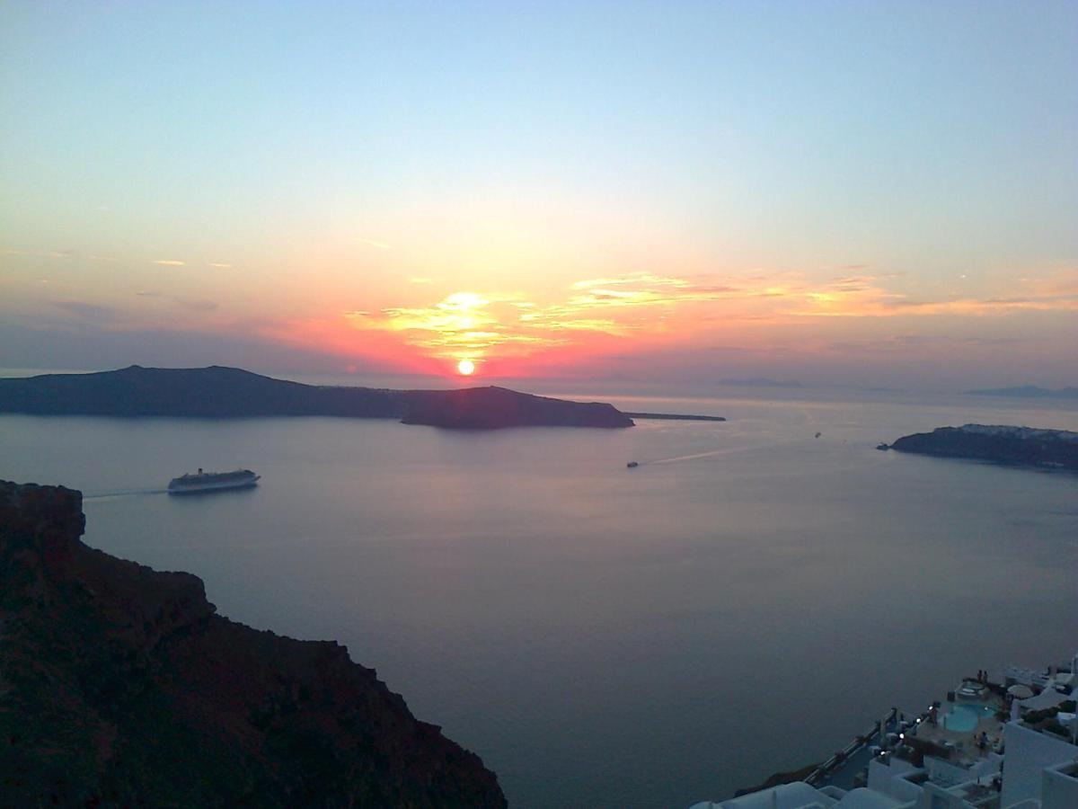 Annio Santorini Apartment Имеровигли Стая снимка